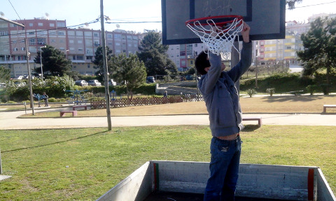 Reparação das tabelas de Basquetebol