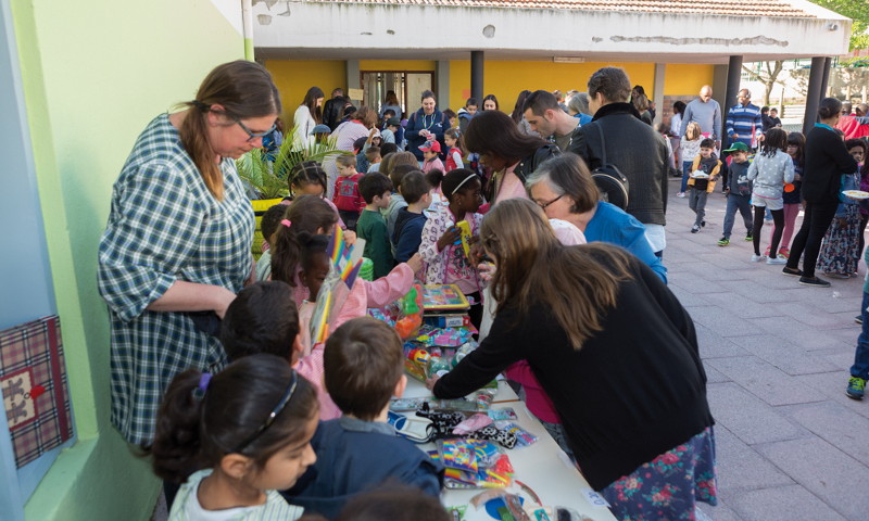 Feira da Ladra na EB de Miratejo