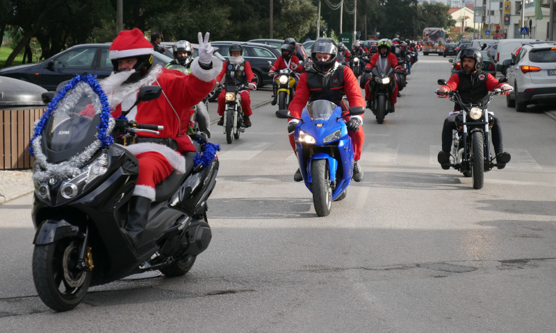 Desfile de Pais Natal nas ruas da Freguesia