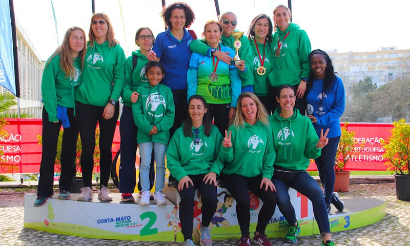 “A Natureza Ensina” sagra-se campeã em veteranos femininos