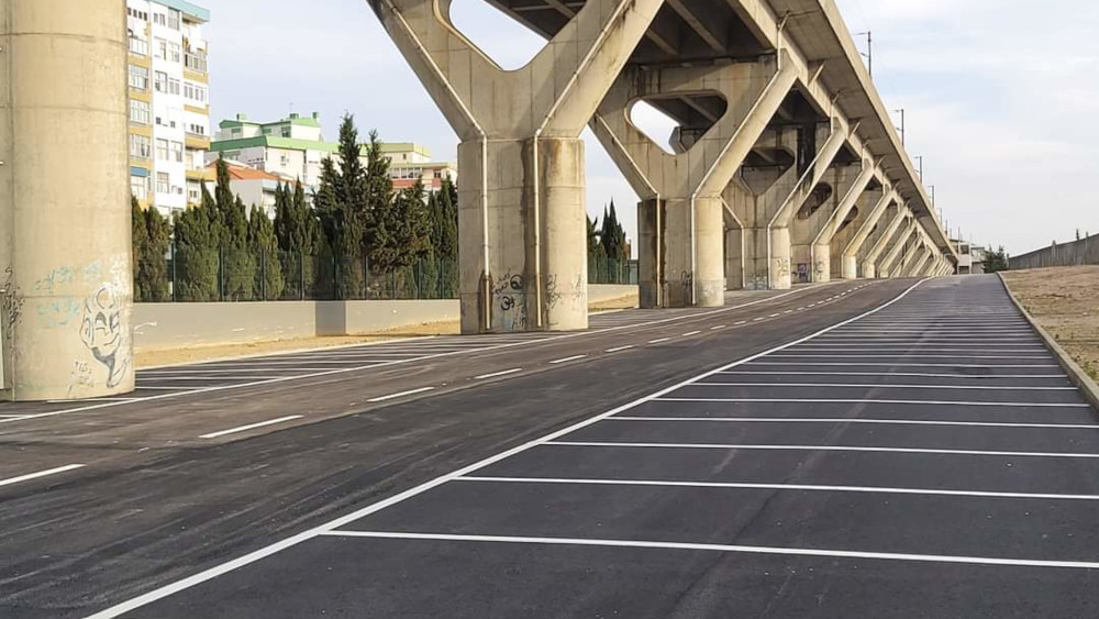 Novo parque de estacionamento pronto a ser utilizado